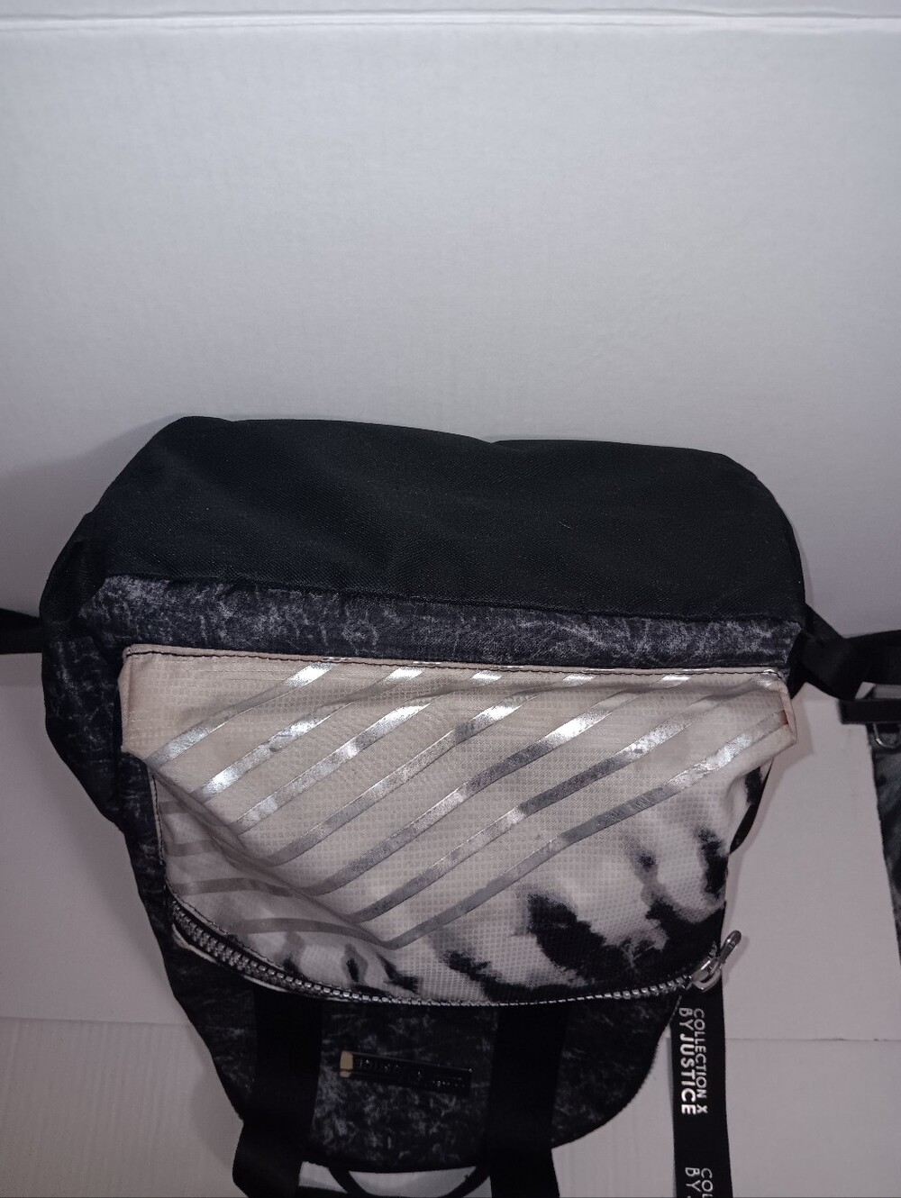 COLLECTION X by JUSTICE SILVER ZIPPERS TIE-DYE ADJUSTABLE STRAP BACKPACK - Picture 4 of 12